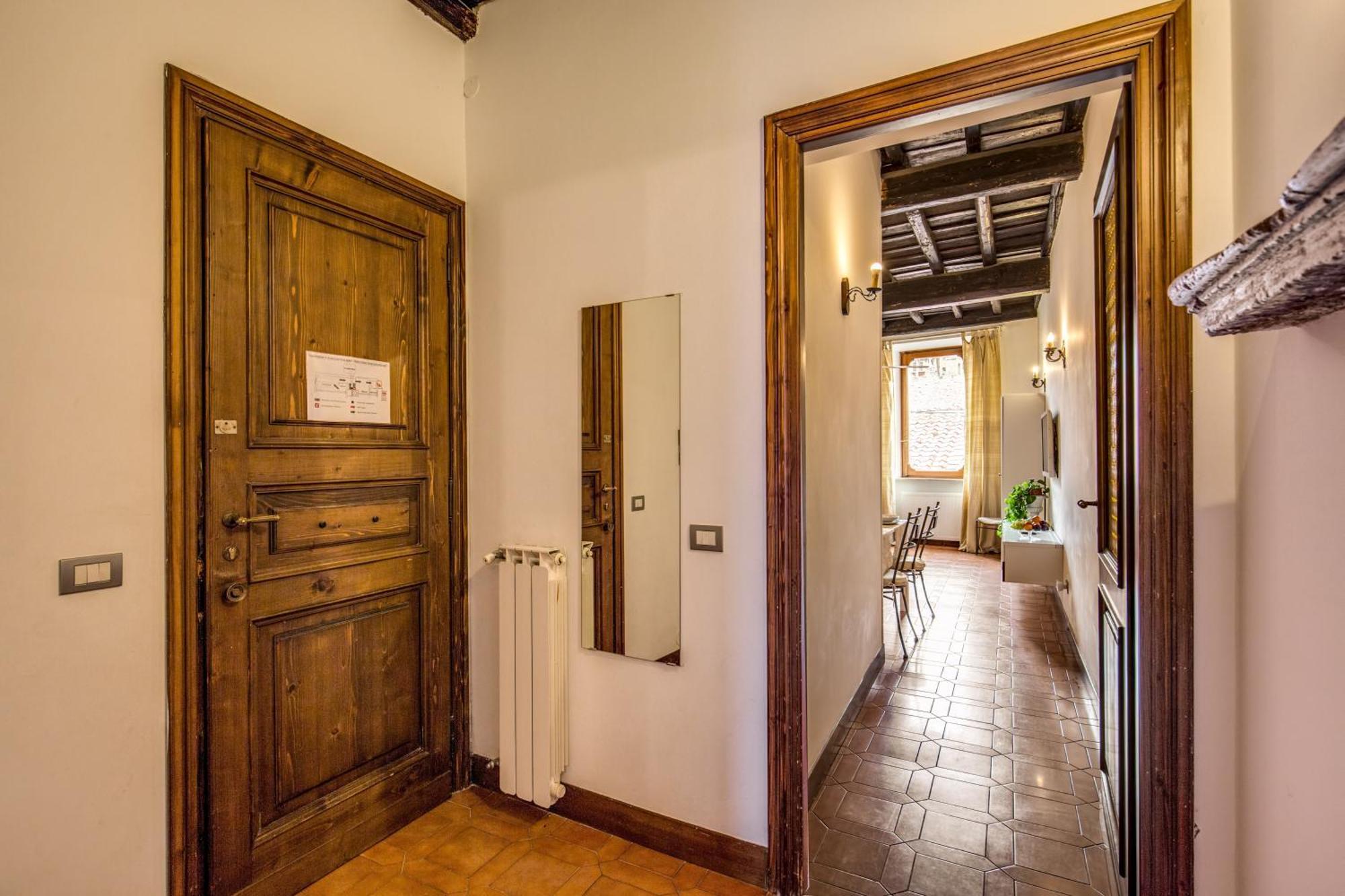 Elegant Apartment Behind The Colosseum Roma Eksteriør bilde