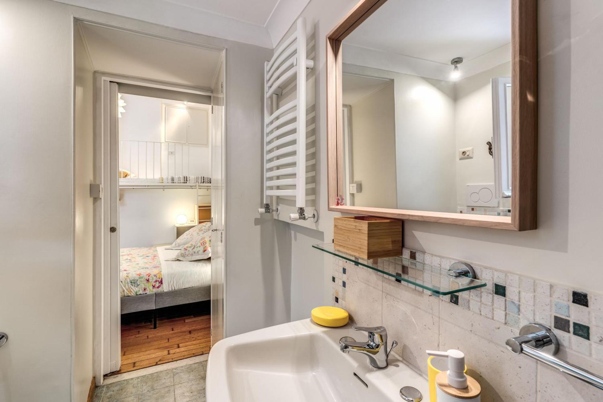 Elegant Apartment Behind The Colosseum Roma Eksteriør bilde