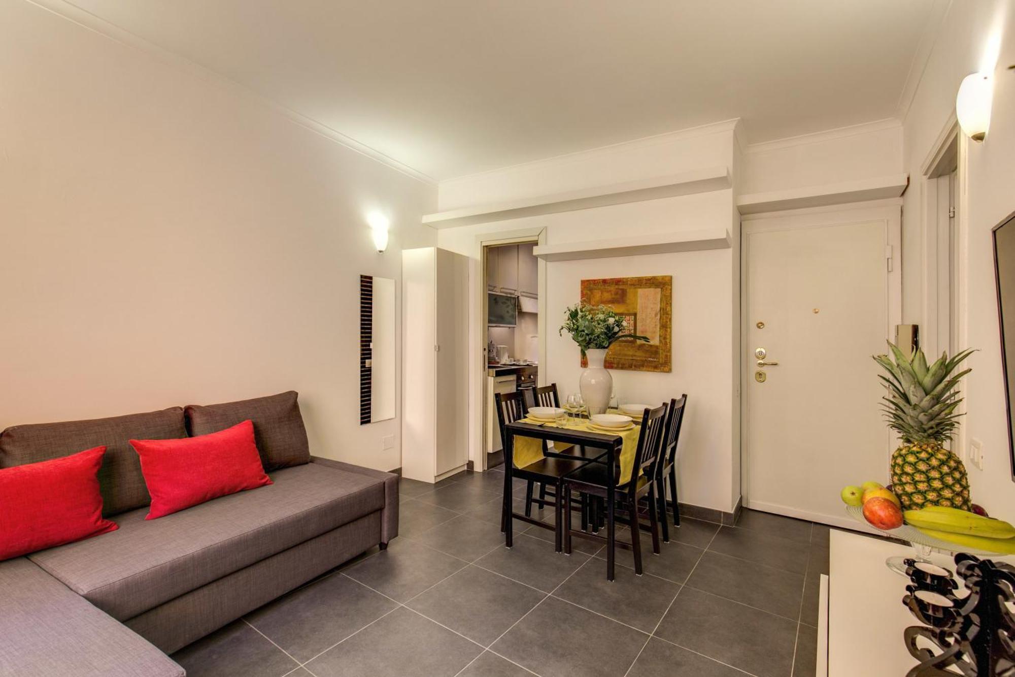Elegant Apartment Behind The Colosseum Roma Rom bilde