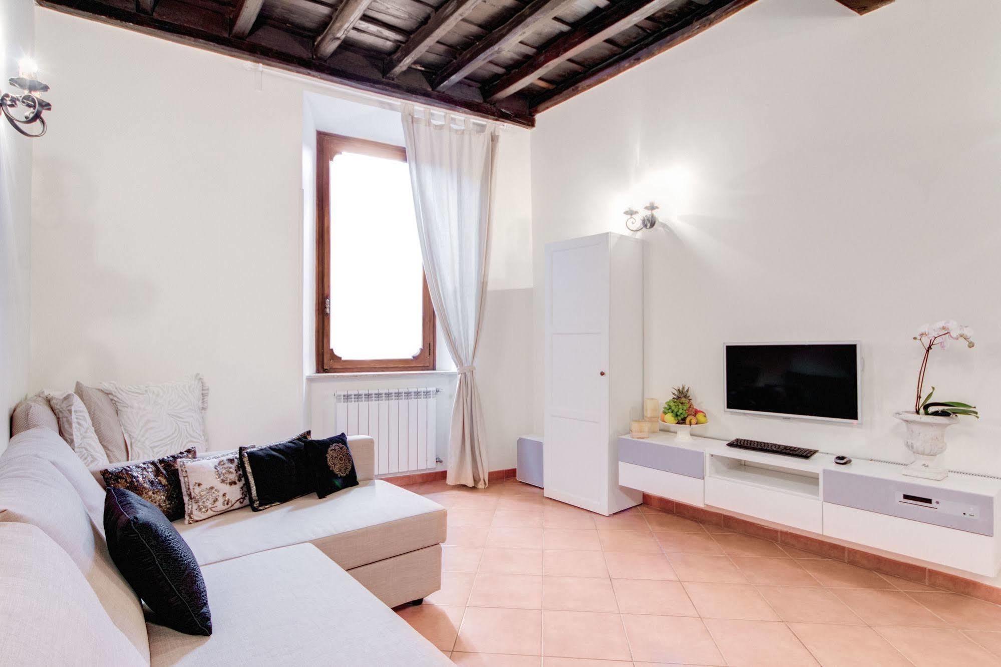 Elegant Apartment Behind The Colosseum Roma Eksteriør bilde