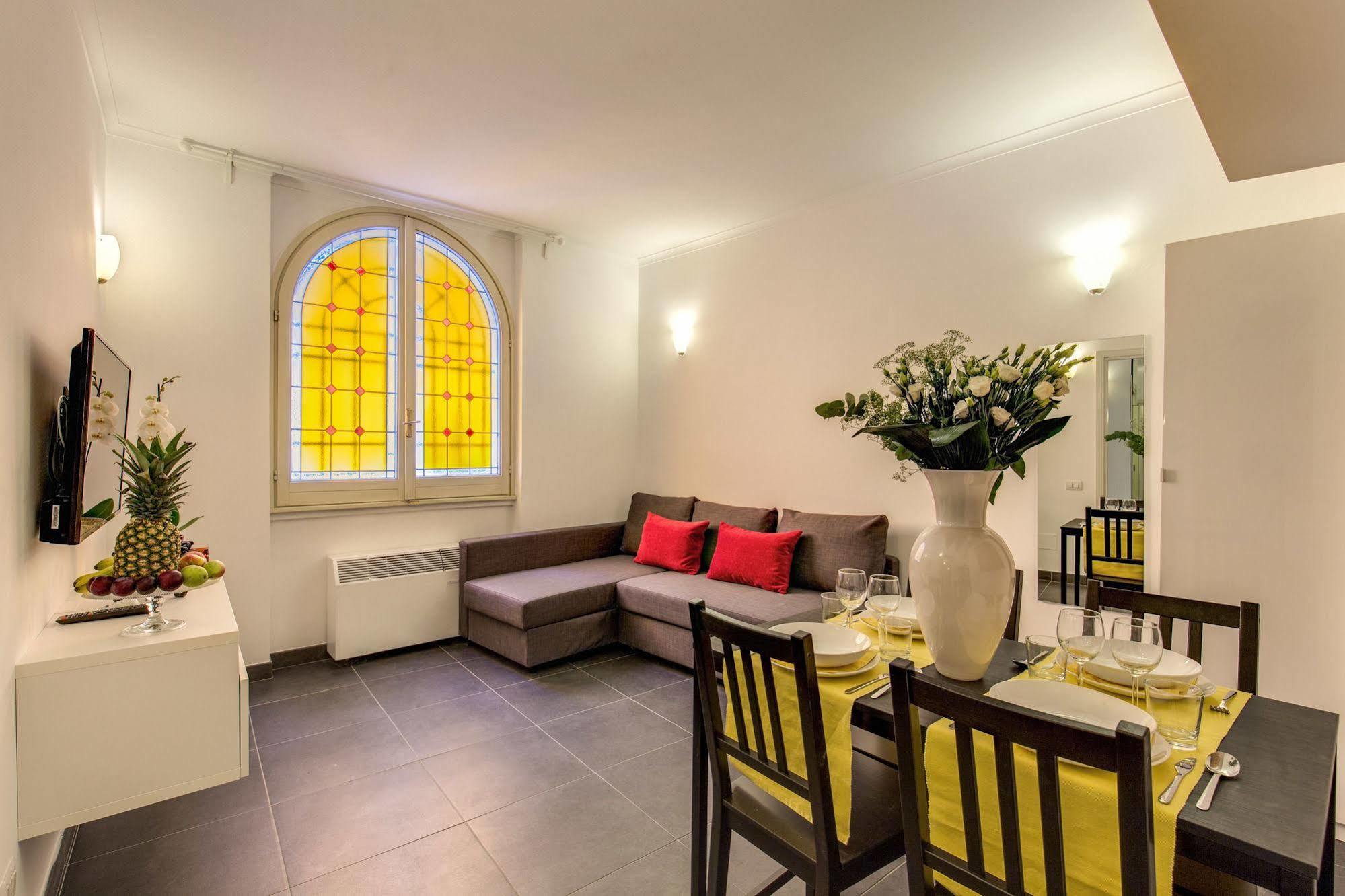 Elegant Apartment Behind The Colosseum Roma Eksteriør bilde
