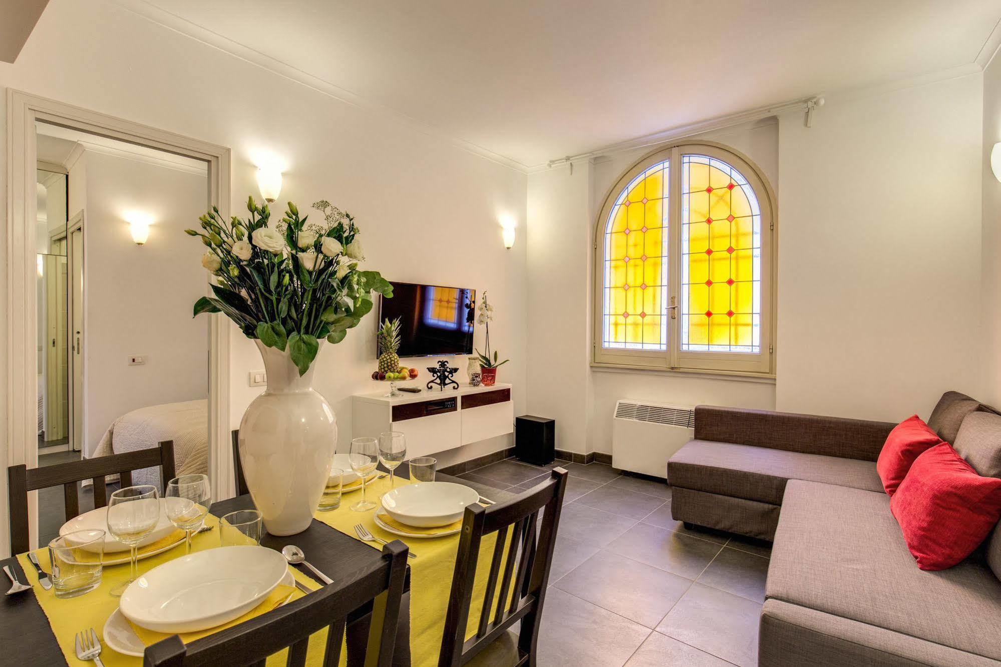 Elegant Apartment Behind The Colosseum Roma Eksteriør bilde