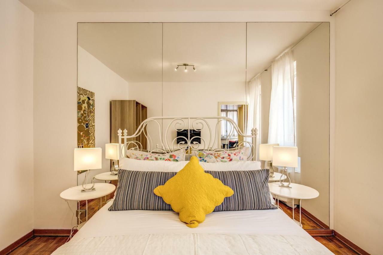Elegant Apartment Behind The Colosseum Roma Eksteriør bilde